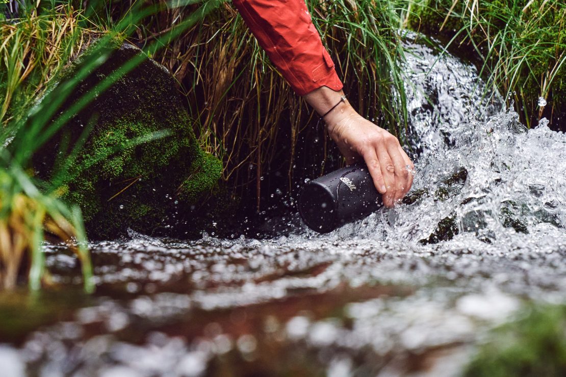 Trinkst du genug? Halte deinen  Wasserhaushalt aufrecht.